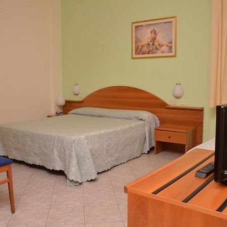 Hotel Velino Le Marmore エクステリア 写真